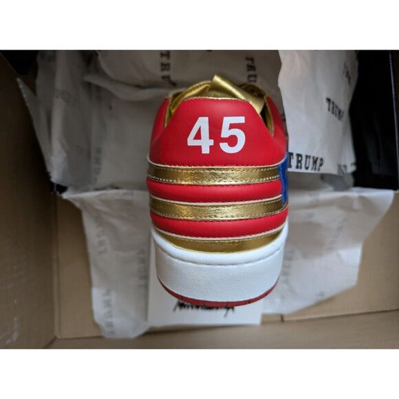 IN HAND! President Trump GOLD Limited #987/1000 Never Surrender Sneakers M13